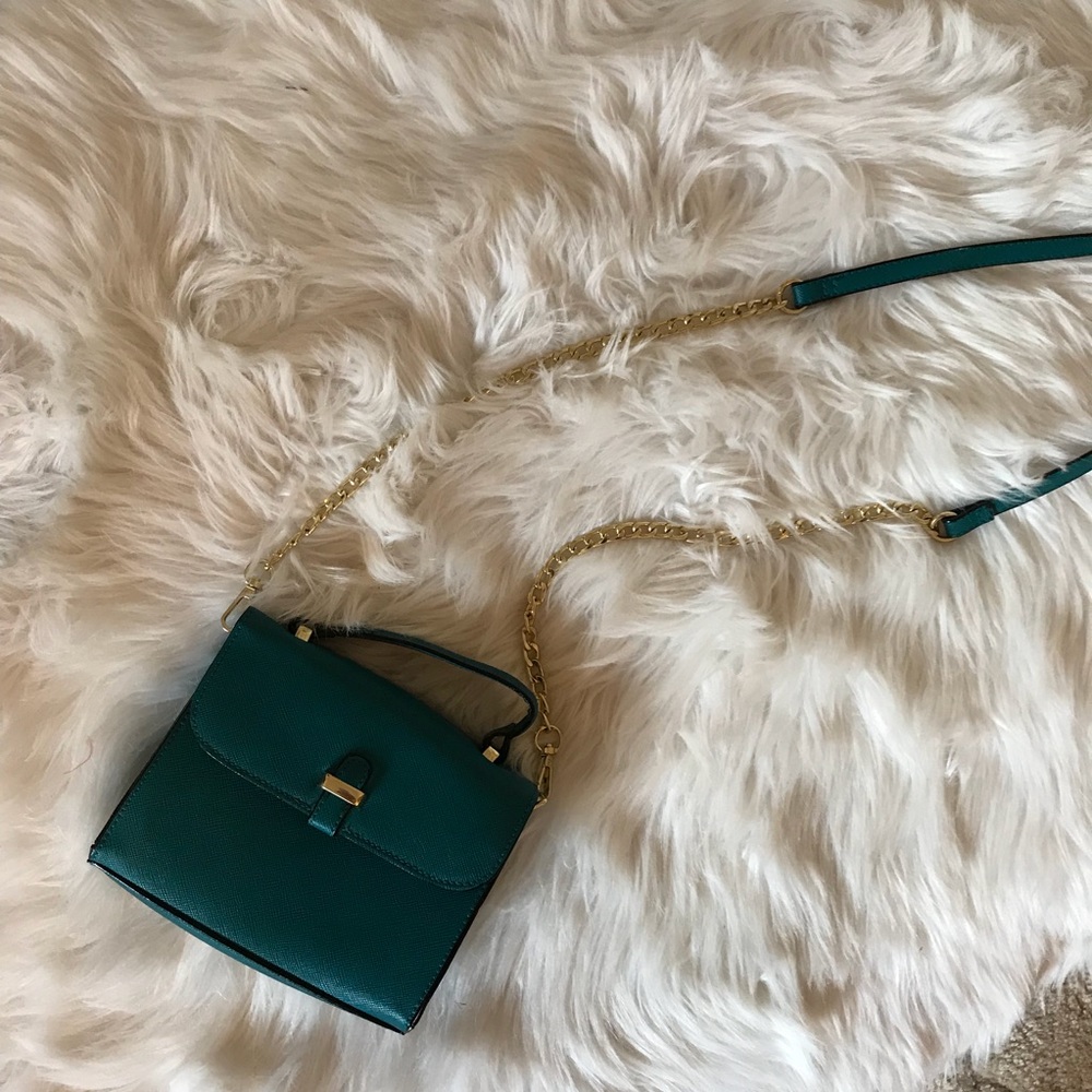 Blue Merona Crossbody w/ Gold Accent Chain